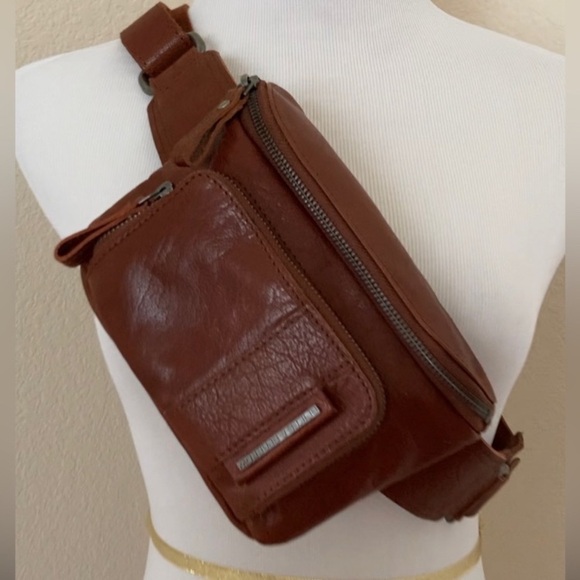 Leather bag Fanny pack cross body bag Spikes & Sparrow  bag brandy color leather - Picture 10 of 10